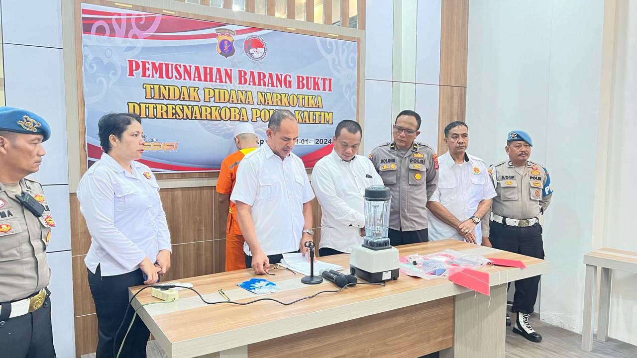 Ditresnarkoba Polda Kaltim Musnahkan Barang Bukti Sabu Seberat 50,57 Gram