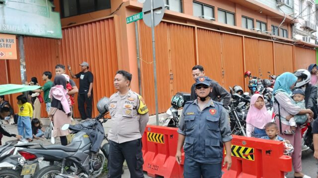 Personil Polsek Kotabaru Laksanakan Pengamanan Perayaan Cap Go Meh