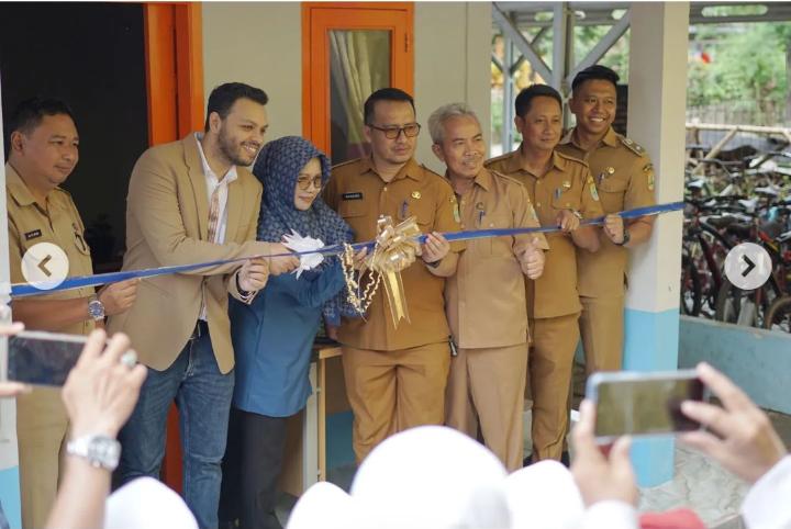 Wujudkan Sekolah Adiwiyata Pemkab Karawang Terus Lakukan Kolaborasi Pentahelix