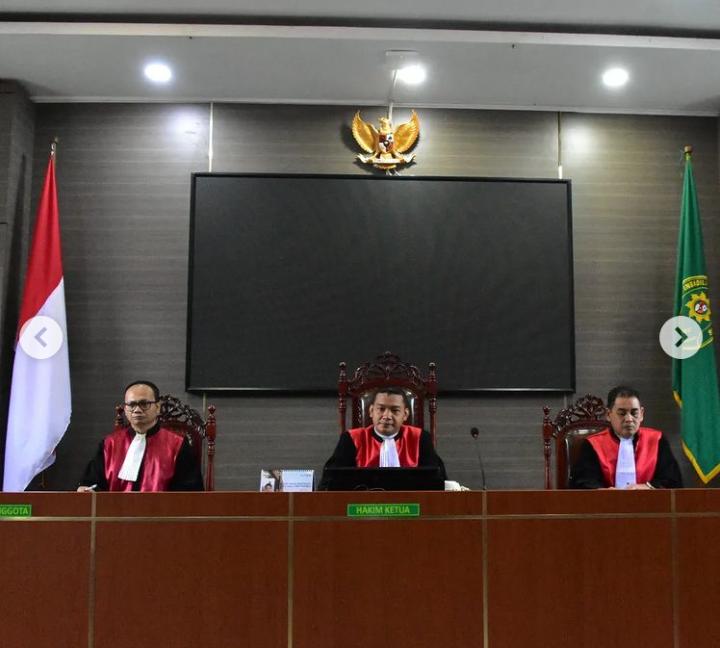 Berikut Putusan Hakim PN Karawang pada Gugatan Class Action TPA Jalupang