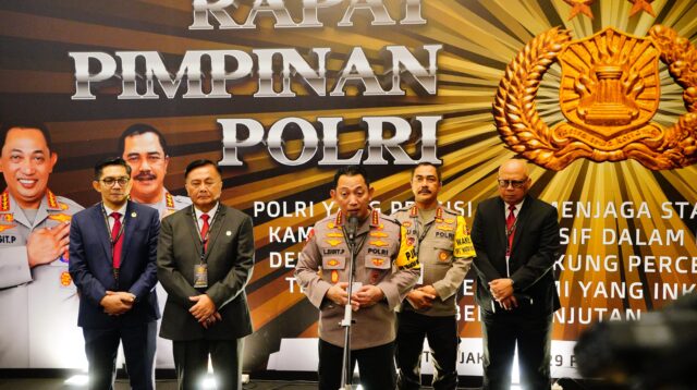 Kapolri Tekankan Persatuan-Kesatuan Modal Utama Wujudkan Indonesia Emas 2045 di Rapim Polri