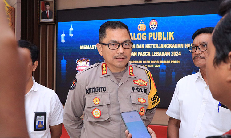 Secara Virtual, Bid Humas Polda Kaltim Ikuti Dialog Publik Pastikan Ketersediaan dan Keterjangkauan Harga Pangan Jelang dan Pasca Lebaran 2024