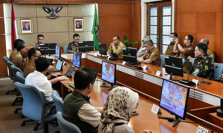 Lonjakan DBD Bey Machmudin: Jabar Masif Lakukan Pemberantasan Sarang Nyamuk