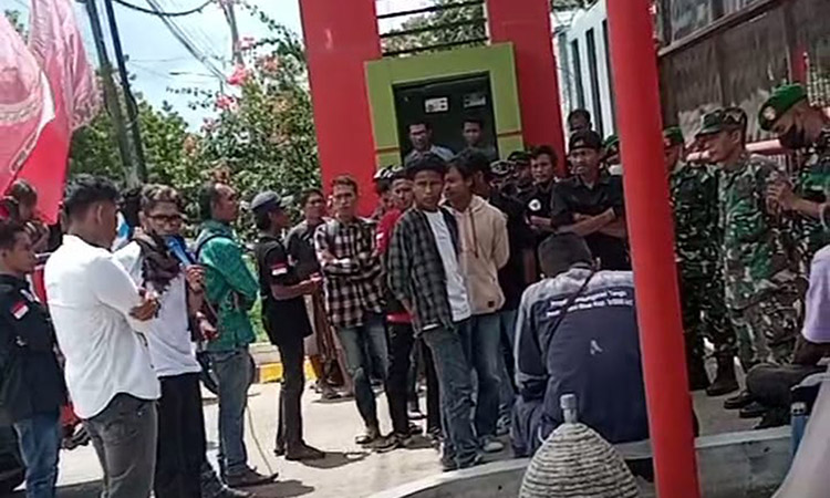 Gas LPG Langka, Koalisi LSM dan Ormas Merakyat Bersatu Demo Pertamia Bima