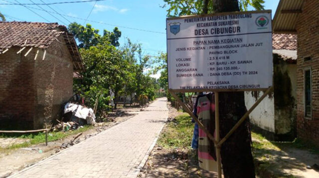Pemdes Cibungur Gunakan DD Tahap I 2024, Bangun Paving Block, Atas Dasar Aspirasi Masyarakat
