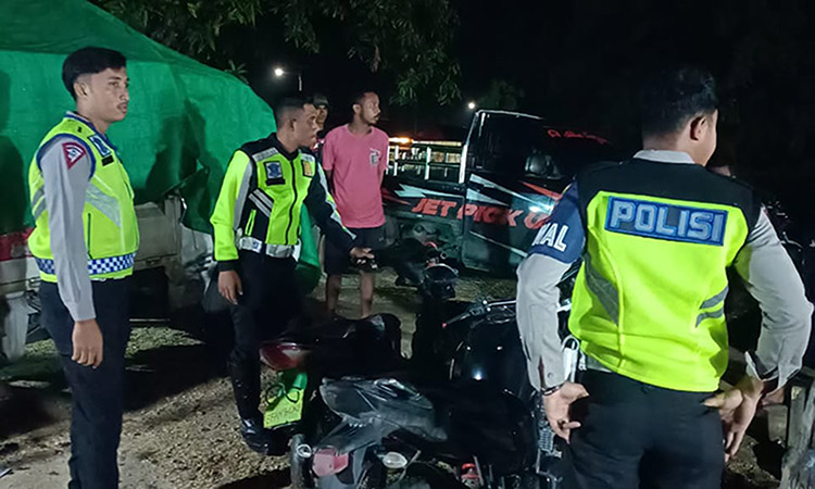 Giat Patroli Malam KYRD, Himbauan Kamseltibcar Lantas Seputaran Kota Tambolaka