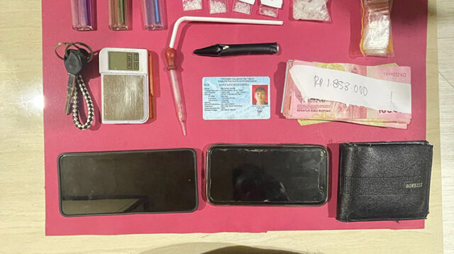 Kantongi Sabu Seberat 8,09 Gram, Dua Pelaku Berhasil Diamankan Polsek Tabang