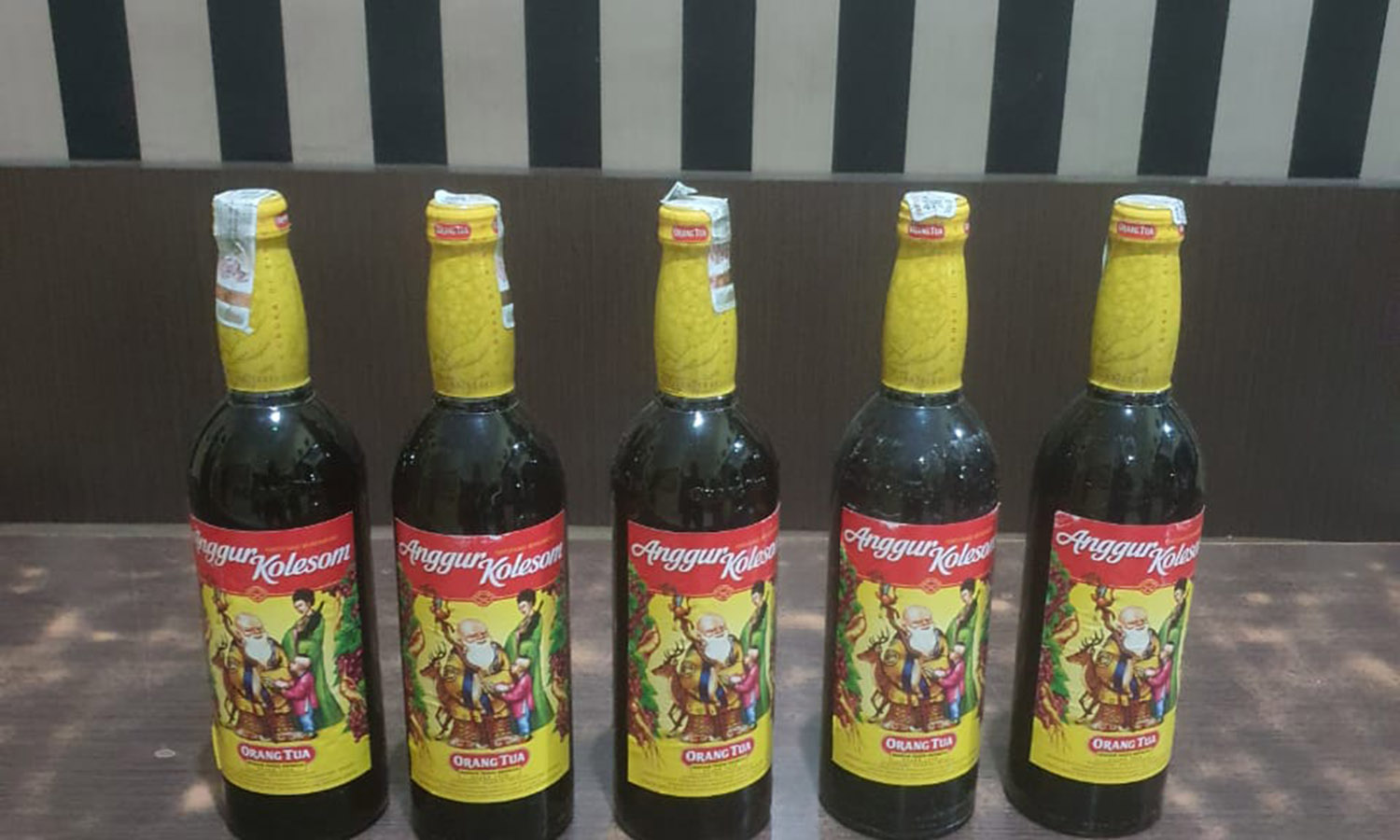 Polsek Tabalar Amankan Pelaku Penjualan Miras Ilegal