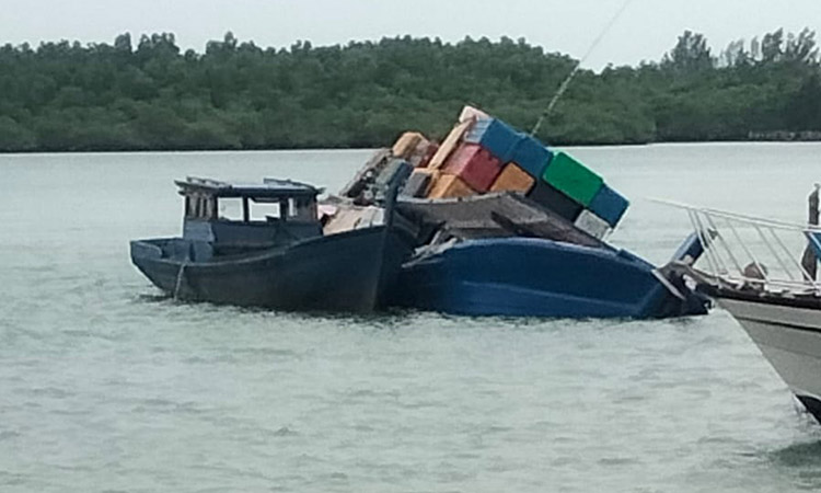 Kapal Bermuatan Sembako,Tenggelam Perairan Bintan