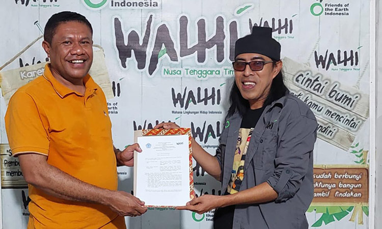 Teken Kerjasama Bersama Universitas Tribuana Alor, WALHI NTT Lakukan Advokasi lingkungan hidup di pulau Alor Teken Kerjasama Bersama Universitas Tribuana Alor, WALHI NTT Lakukan Advokasi lingkungan hidup di pulau Alor