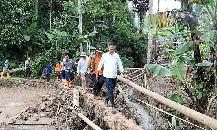 Pemdaprov Jabar Mitigasi Bencana Hidrometeorologi Saat Mudik