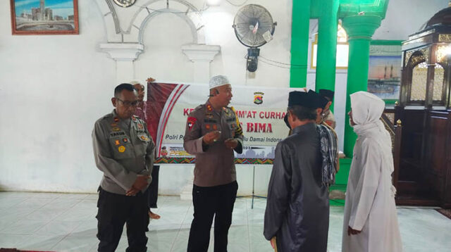 Jum,at Curhat di Masjid As-Salam Parado Kapolres Bima, Imbau Masyarakat Jaga Persatuan dan Kesatuan Pasca Pemilu 2024