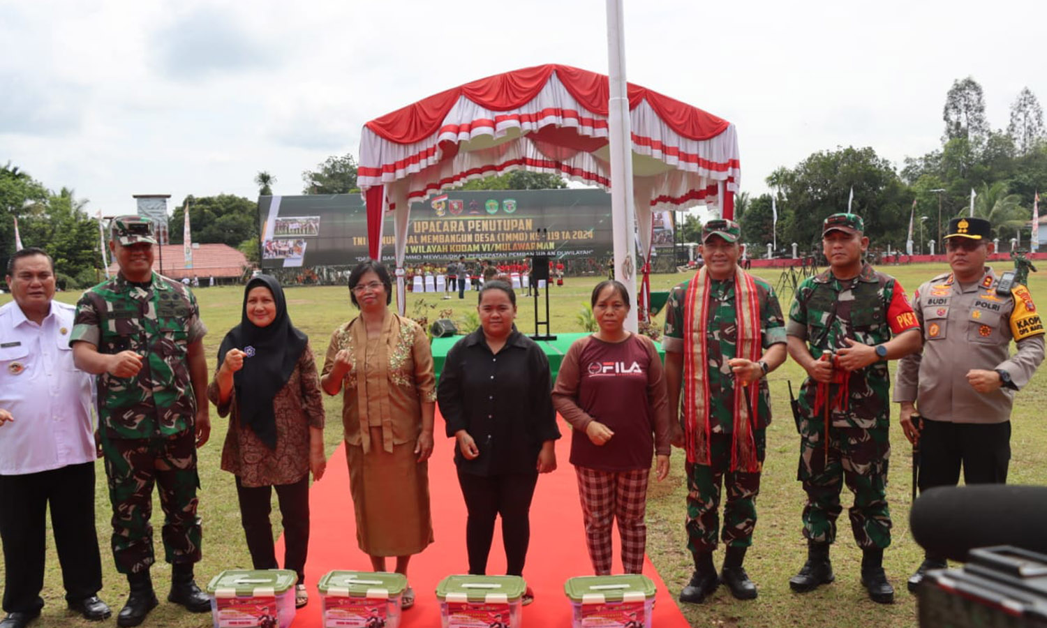 Kapolres Kutai Barat Hadiri Upacara Penutupan TNI Manunggal Membangun Desa ke-119 T.A 2024 di wilayah Kodam VI/Mulawarman