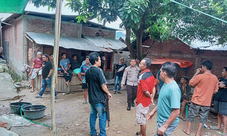 Berantas Penyakit Masyarakat, Polsek Monta Grebek Judi Sabung Ayam di Desa Sie