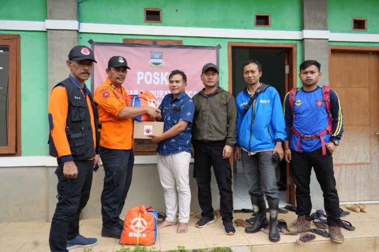 Bencana Tanah Gerak Diberlakukan Masa Tanggap Darurat 12 Hari di Cigombong Bencana Tanah Gerak Diberlakukan Masa Tanggap Darurat 12 Hari di Cigombong