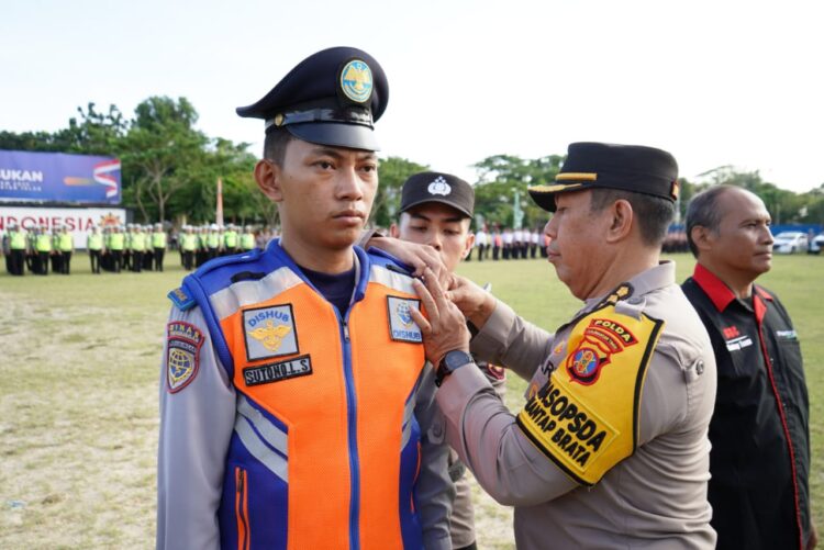 Polda Kaltim Apel Gelar Pasukan Operasi Keselamatan Mahakam T.A 2024 dan Pencanangan Aksi Keselamatan Jalan