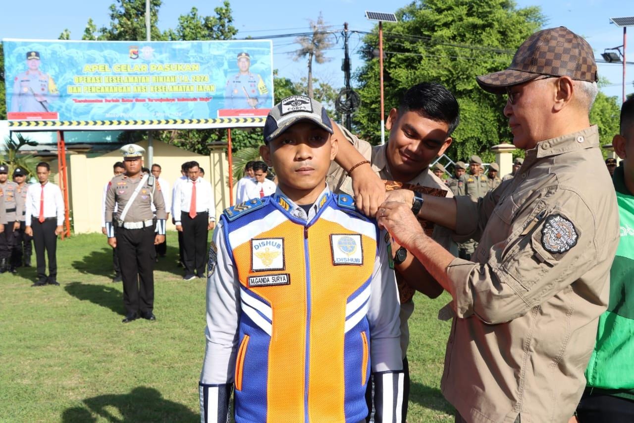 Wakil Bupati Bima Drs. H. Dahlan H. Nor, M.Pd Jadi Komandan Apel Gelar Pasukan Operasi Keselamatan Rinjani 2024