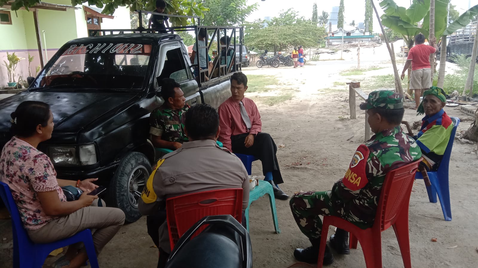 Babinsa dan Bhabinkhatibmas Sambangi Rumah Warga Binaan
