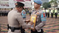 Kapolres Tasikmalaya Kota Pimpin Upacara Korps Raport Kenaikan Pangkat Pengabdian dan PTDH Anggota Kasus Narkoba