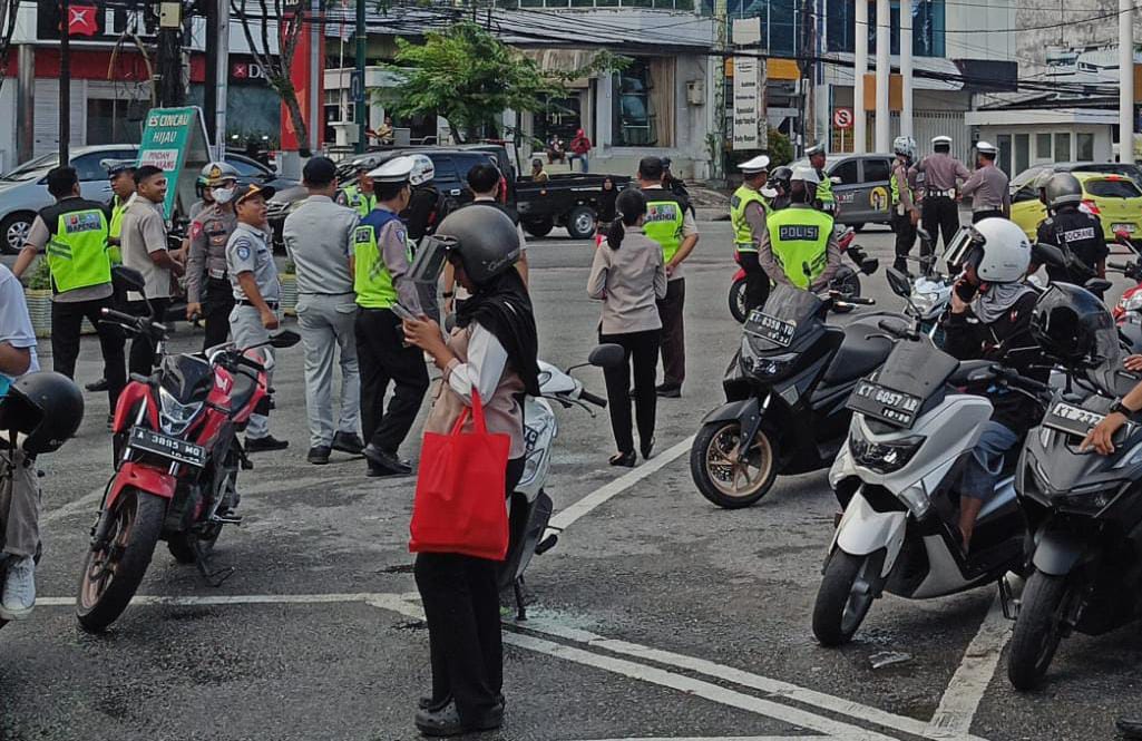 125 Pelangar H+5 Operasi Keselamatan Berlalulintas Mahakam Polresta Balikpapan, Berjalan Penindakan Penertiban BerLalulintas