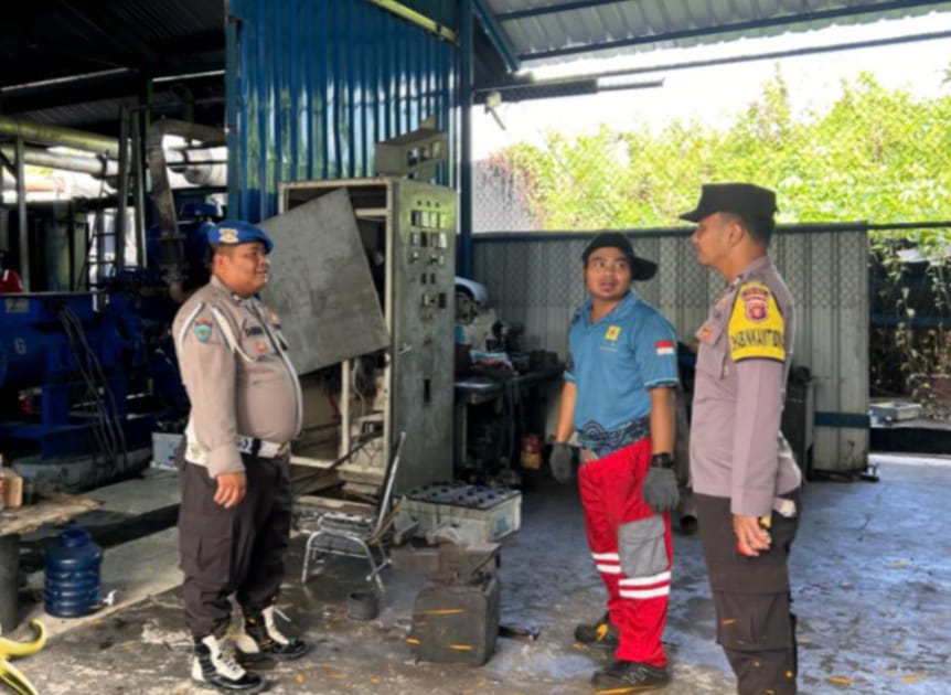 Cegah Munculnya Aksi Premanisme, Polsek Long Iram Melaksanakan Patroli