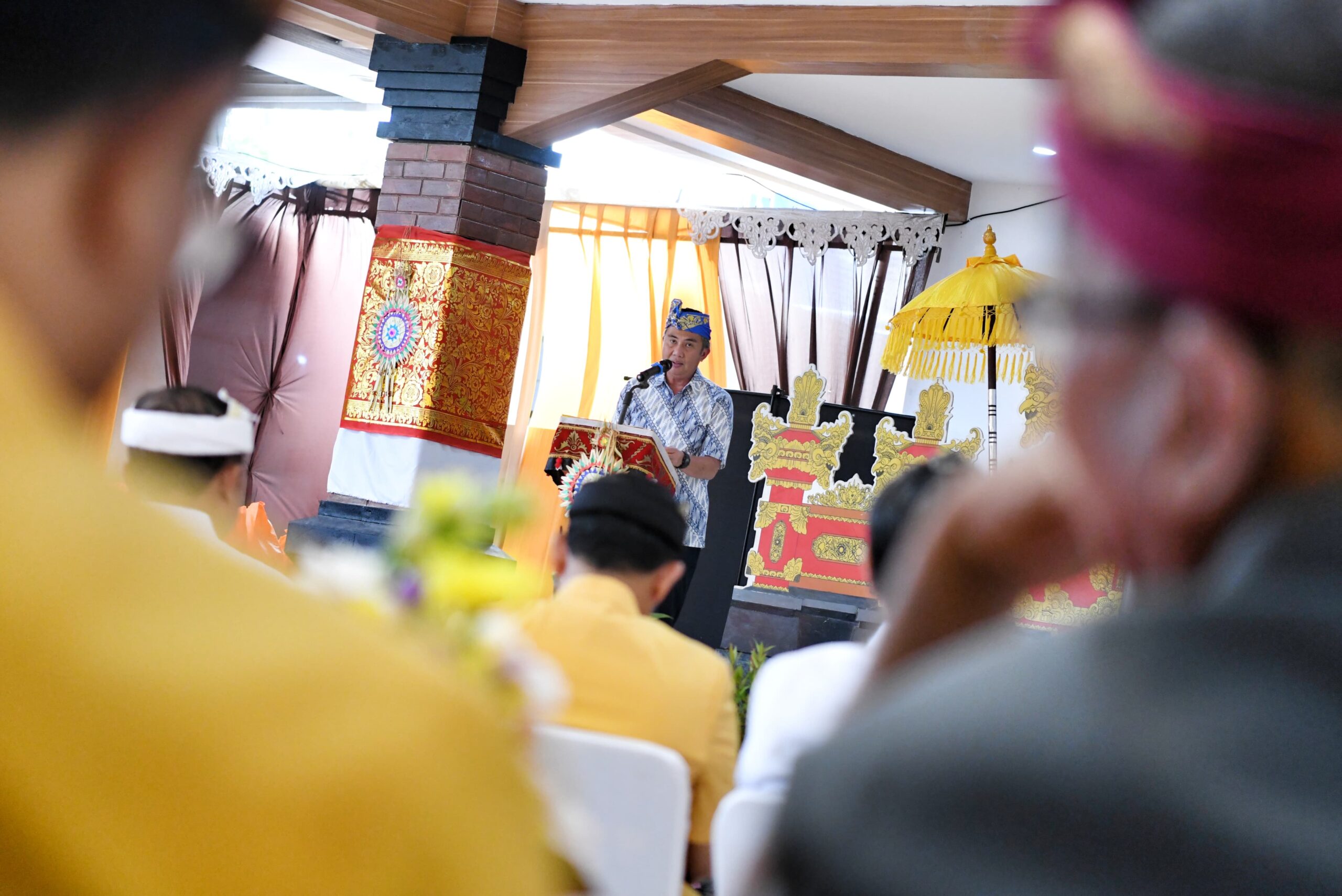 Hadiri Bakti Sosial PHDI Jabar, Bey: Wujud Kerukunan Antarumat Beragama