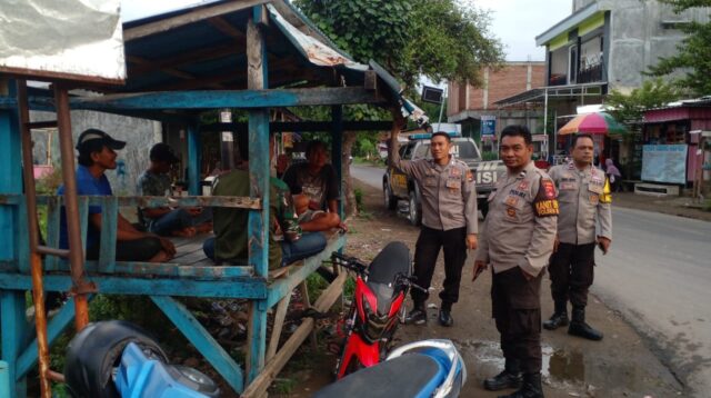 Menjelang Berbuka Puasa, Polsek Woha Laksanakan Patroli Cipkon