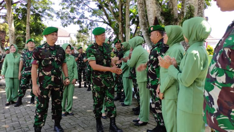 Kunker Di Kodim 0601/Pandeglang Pangdam Berpesan "Prajurit Kodim 0601/Pandeglang Pantang Menyerah Tetap Semangat, Selalu Gembira Dalam Tugas"