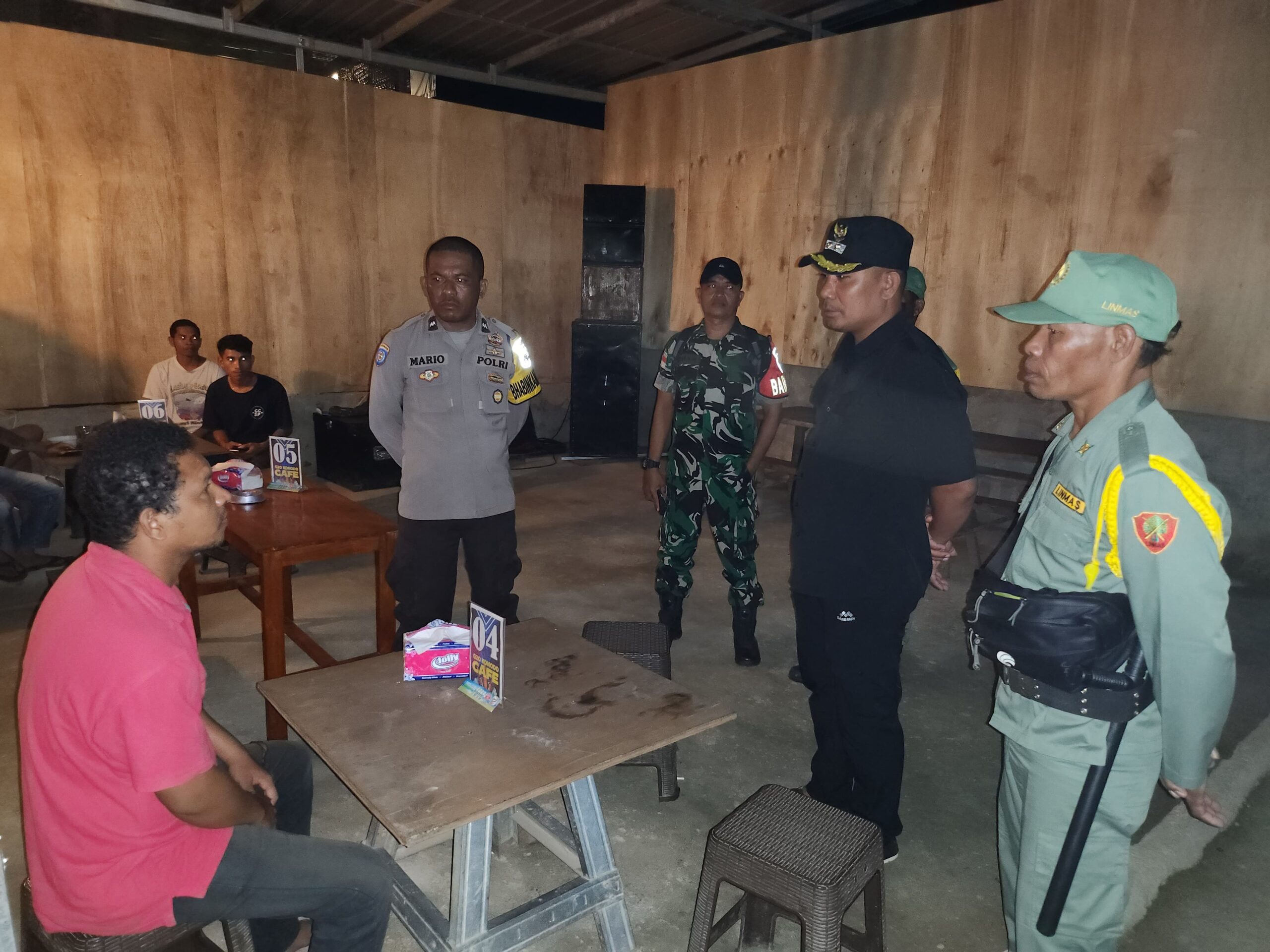 Malam Minggu, TNI-Polri Bersama Pemdes Batu Cermin Laksanakan Patroli Gabungan