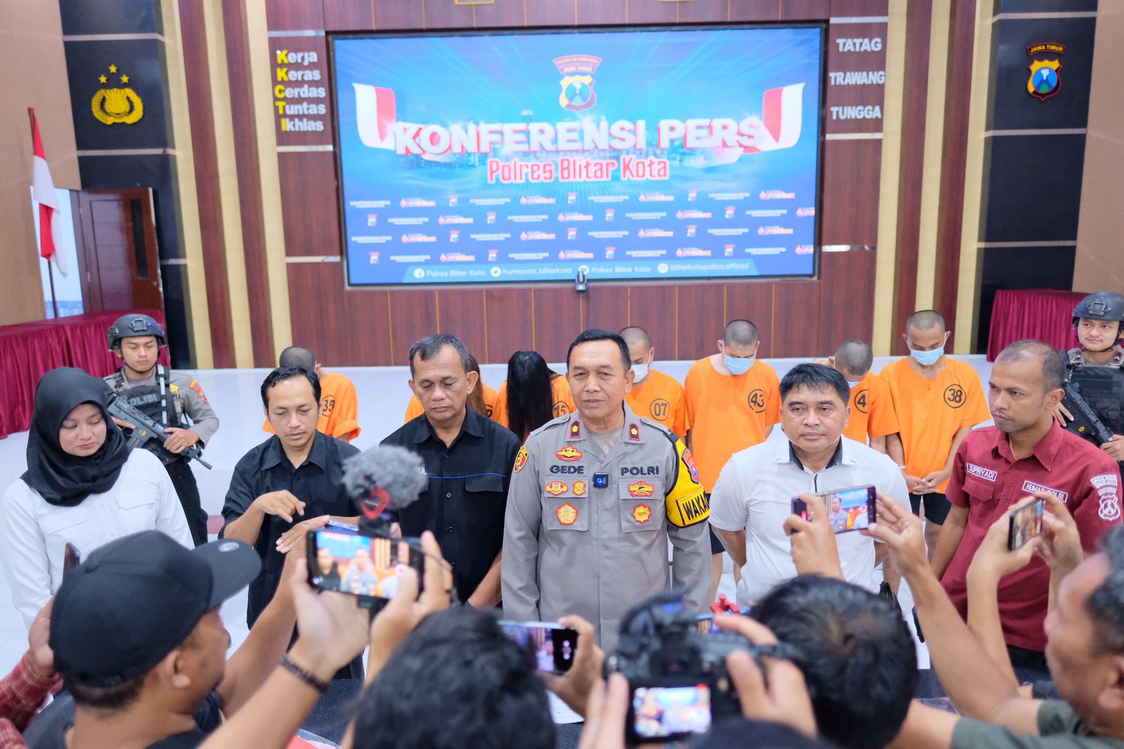 Polres Blitar Kota Bongkar Prostitusi Online: Upah Sekali Kencan Rp 300 Ribu, Gaji Sebulan PSK 8 Juta