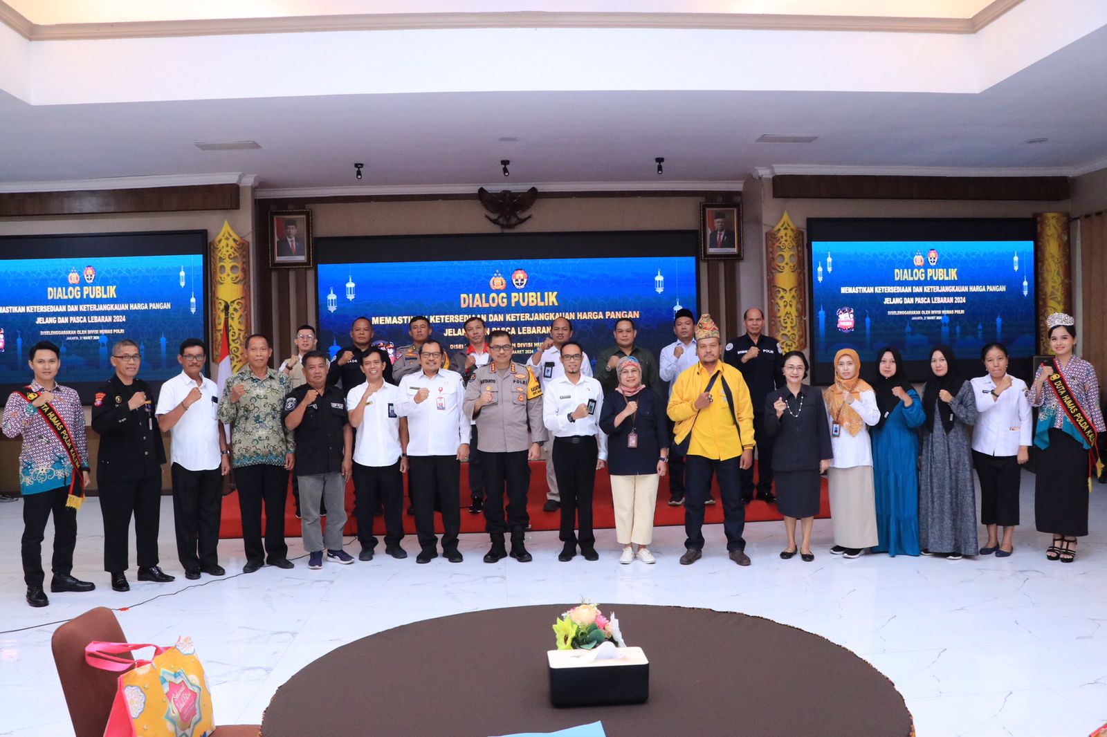 Secara Virtual, Bid Humas Polda Kaltim Ikuti Dialog Publik Pastikan Ketersediaan dan Keterjangkauan Harga Pangan Jelang dan Pasca Lebaran 2024