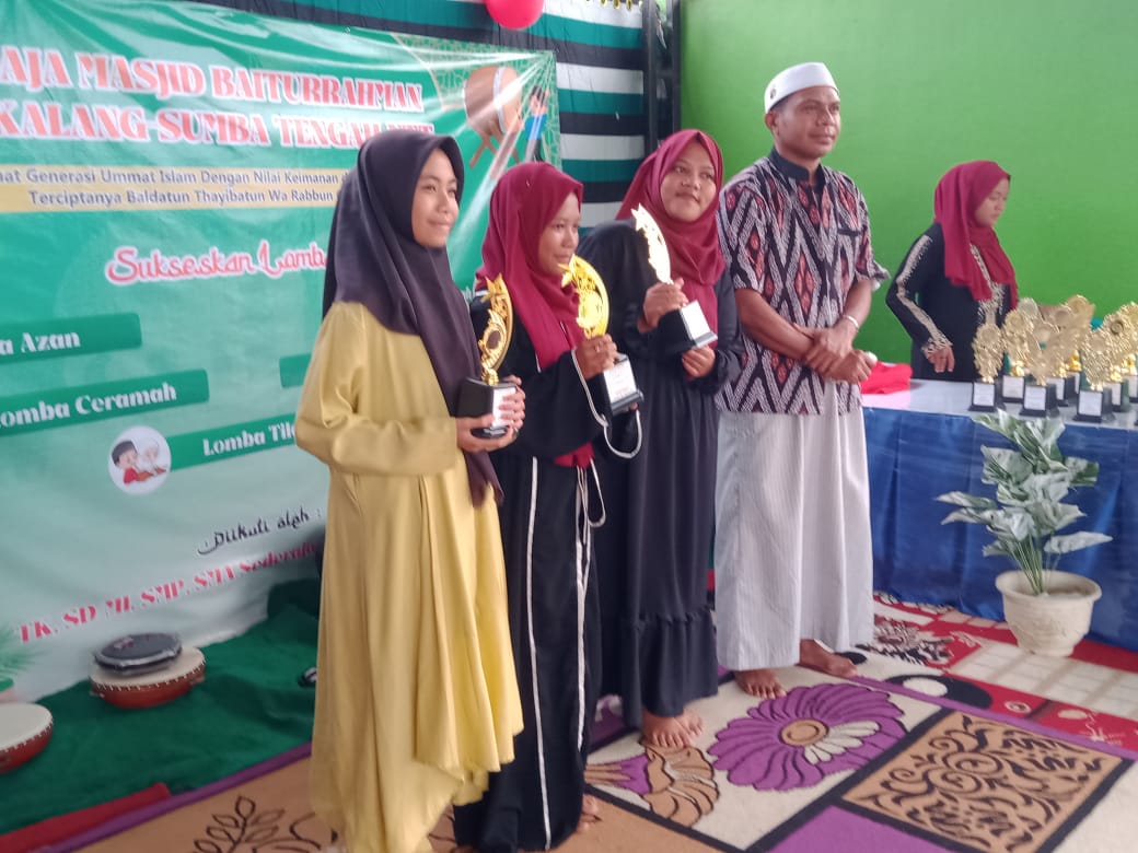 Penerimaan Hadiah Sekaligus Penutupan Lomba dan Buka Puasa Bersama