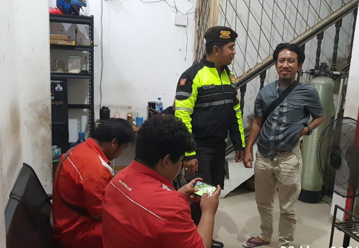 Pantau Distribusi BBM di SPBU Baru Illir oleh Polsek Kota Balikpanan Barat