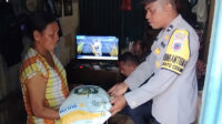 Peduli Korban Laka Lantas, Polres Mabar Bersama Pemdes Batu Cermin Berikan Tali Asih