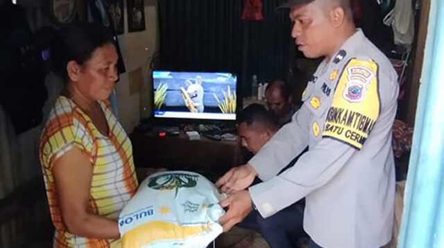 Peduli Korban Laka Lantas, Polres Mabar Bersama Pemdes Batu Cermin Berikan Tali Asih