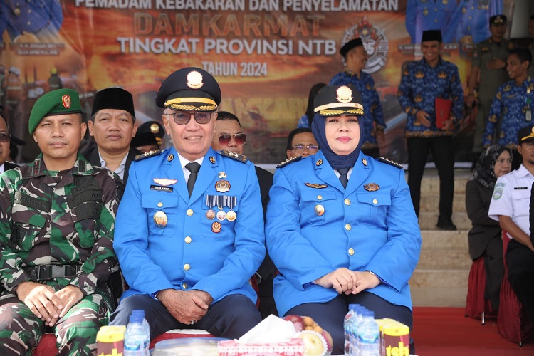 Hj. Indah Damayanti Putri, SE. M.IP., Jadi Inspektur Upacara HUT Ke- 105 KORPS DAMKARMAT Tingkat Provinsi NTB