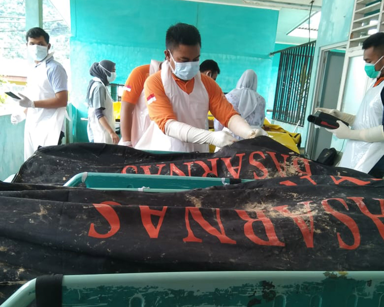 14 Warga Tewas, 9 Hilang Terseret Arus Banjir dan Tertimbun Longsor Di Kabupaten Pesisir Selatan