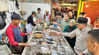 Sidak Pasar Tradisional, Dicky Saromi: Stok Pangan Jelang Lebaran Dipastikan Aman