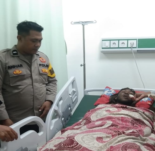Tim SAR Gabungan Evakuasi Medis Korban Gigitan Komodo di Loh Genggo