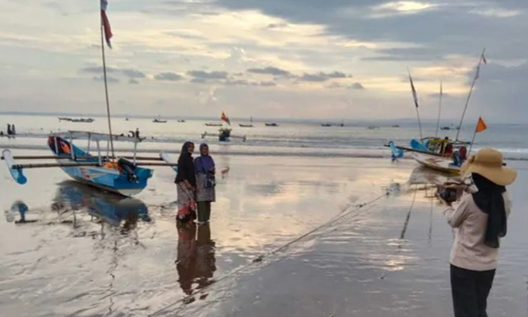 391.575 Wisatawan Berlibur di Jabar Selama Libur Lebaran Sariater, Pantai Pangandaran, dan Taman Safari Jadi Destinasi Favorit 391.575 Wisatawan Berlibur di Jabar Selama Libur Lebaran Sariater, Pantai Pangandaran, dan Taman Safari Jadi Destinasi Favorit