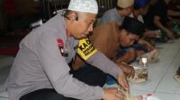 Berkah Ramadhan, Kapolres Bima Gelar Buka Puasa dan Sholat Magrib Bersama Tahanan