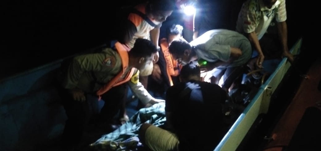 Tim SAR Gabungan Evakuasi Medis Korban Gigitan Komodo di Loh Genggo