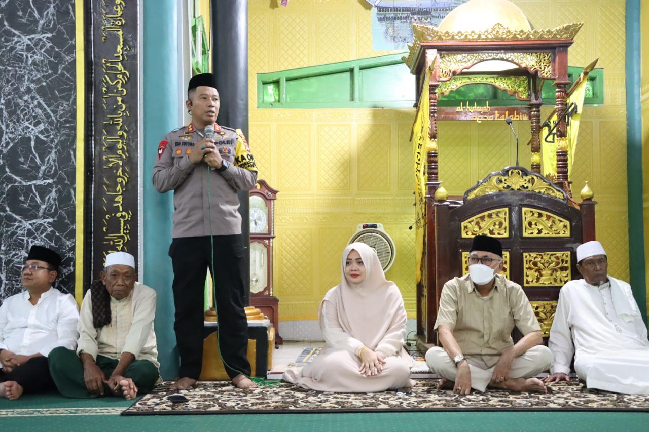 Kapolda NTB Diwakili Kapolres Bima Safari Ramadhan Bersama Forkompinda di Masjid Al-Hidayah Desa Talabiu