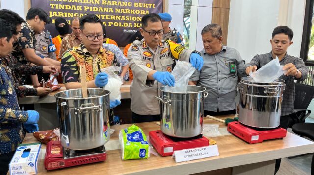 Gelar Konferensi Pers, Polda Kaltim Musnahkan 31.824 Gram Sabu