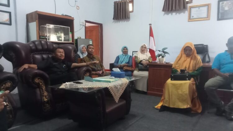 Ketua Forum PPPK Kabupaten Bima Nasarudin, S.Pd : Poros Pemuda Nusantara Ilegal Ketua Forum PPPK Kabupaten Bima Nasarudin, S.Pd : Poros Pemuda Nusantara Ilegal