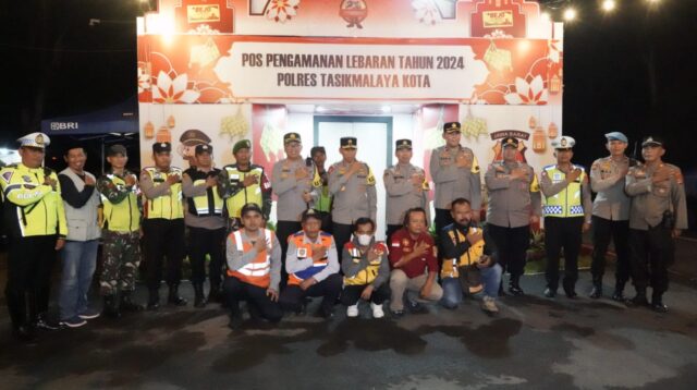 Pastikan Kesiapan Jalur Mudik, Kapolda Jawa Barat Cek Pos Terpadu Letter U Gentong