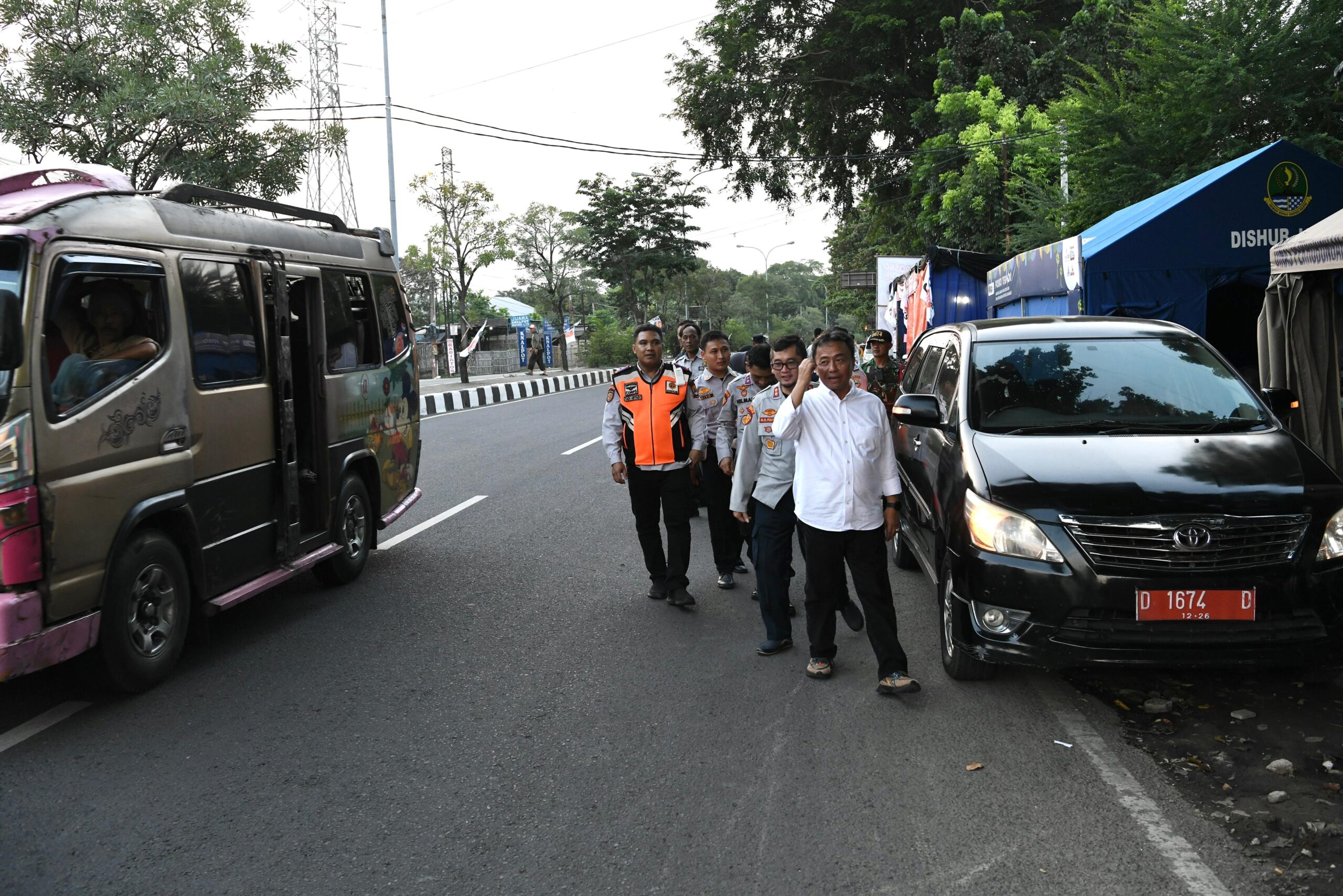 Sekda Jabar Herman Suryatman Monitoring Rest Area dan Posko UPTD Dishub Wilayah IV Kab. Cirebon