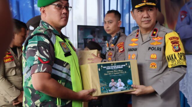 Wakapolda Lampung Kunjungi Pos Pelayanan Operasi Ketupat Krakatau 2024 Polres Tanggamus