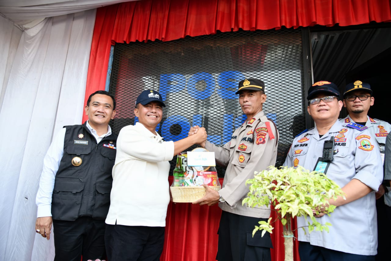 Sekda Herman Suryatman Pantau Posko Mudik di Majalengka dan Sumedang