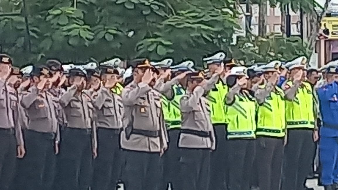 Apel gelar Pengamanan Ibadah Sholat Idul Fitri 2024 Polresta Balikpapan Menurunkan 261 Petugas Pengamanan